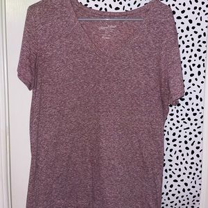 maroon vneck tshirt